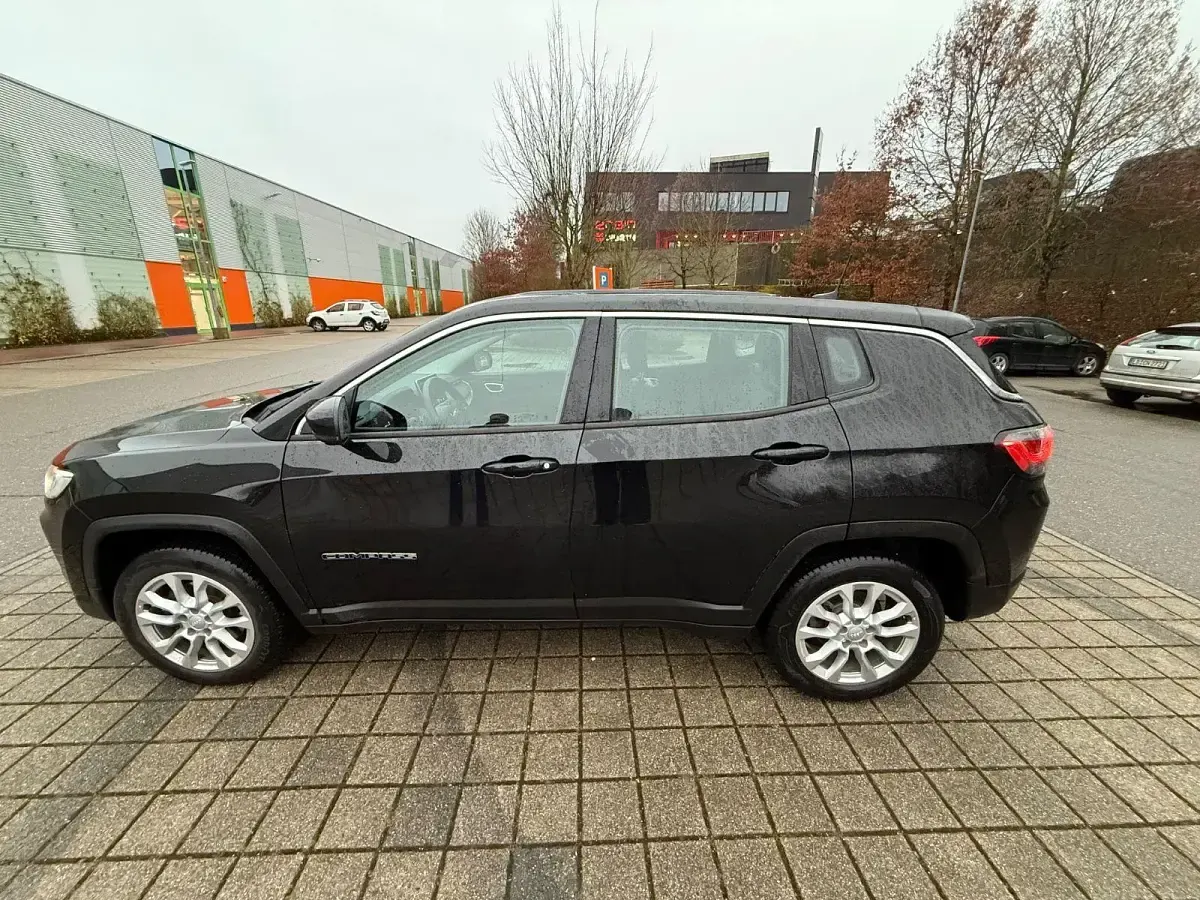 Occasion Jeep Compass 131 ch (96 kW) 2024 Noir SUV