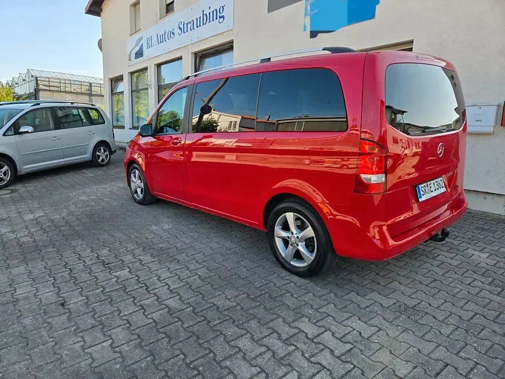 Gebraucht Mercedes V250 Edition 190 PS (139 kW) 2016 Rot Van / Kleinbus