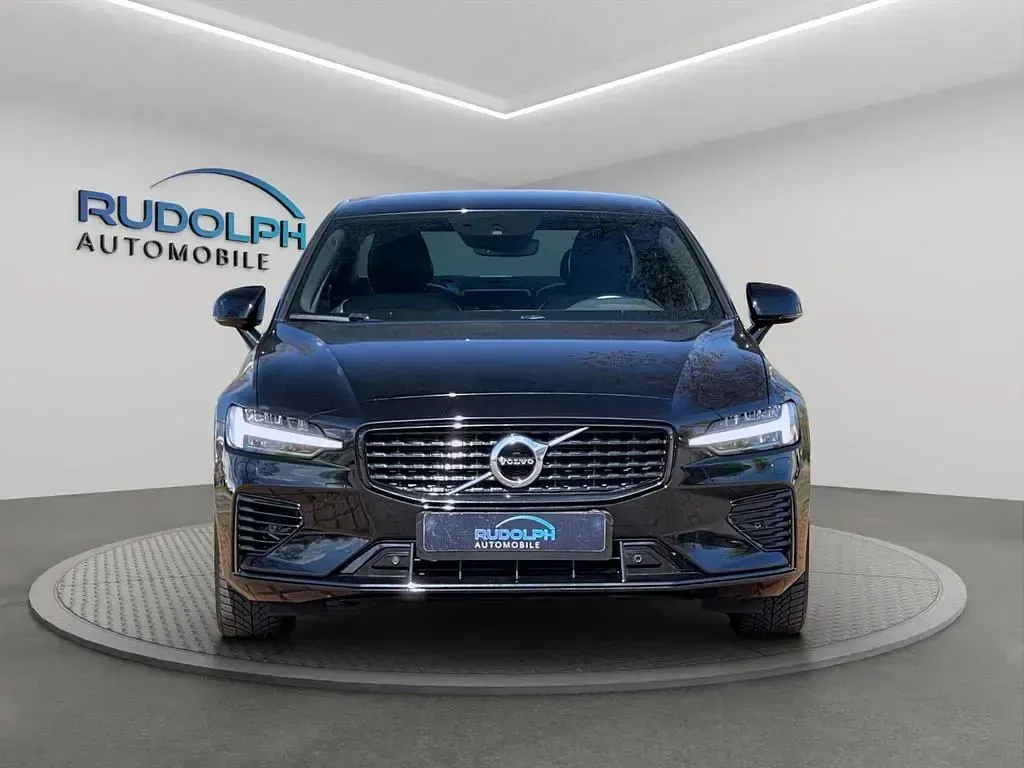 Gebraucht Volvo S60 303 PS (222 kW) 2021 Schwarz Limousine