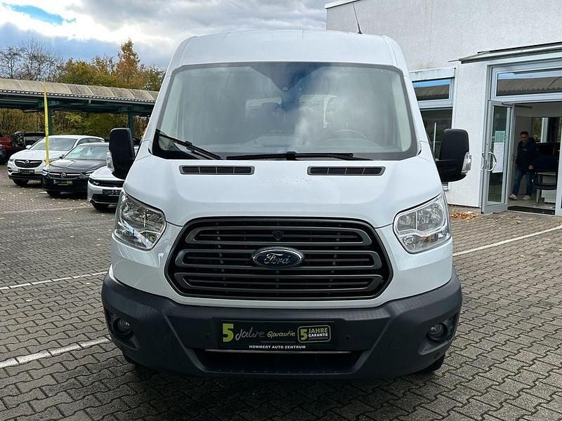 Gebraucht Ford Transit Trend 131 PS (96 kW) 2018 Frostweiß Kombi