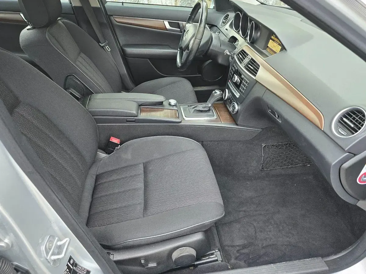 Gebraucht Mercedes C200 184 PS (135 kW) 2011 Silber Kombi