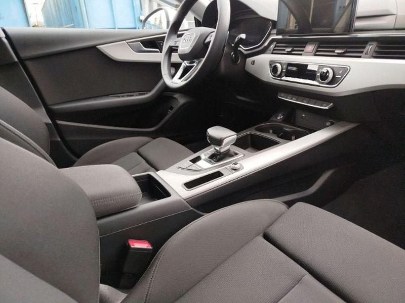 Gebraucht Audi A5 Sportback Advanced Plus 204 PS (150 kW) 2024 Silber Kleinwagen