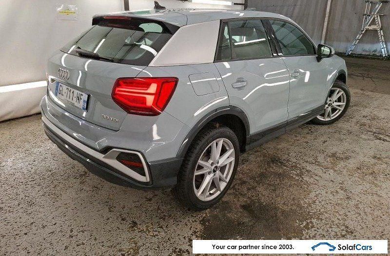 Gebraucht Audi Q2 S-Line 116 PS (85 kW) 2022 Grau SUV