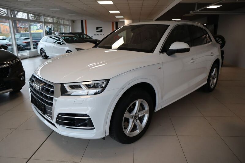 Gletscherweiß metallic Gebraucht 2020 Audi Q5 Sport SUV | 36.890 € (Guter Preis) - Bild 1/4