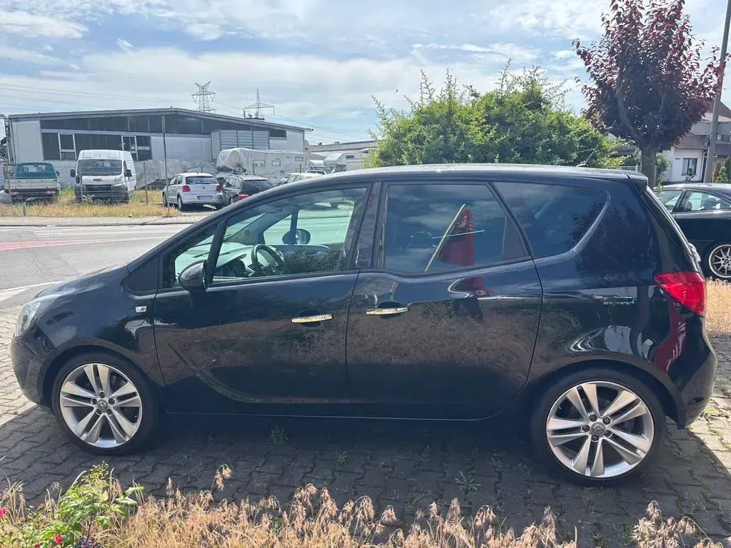 Gebraucht Opel Meriva 140 PS (102 kW) 2010 Schwarz Van / Kleinbus