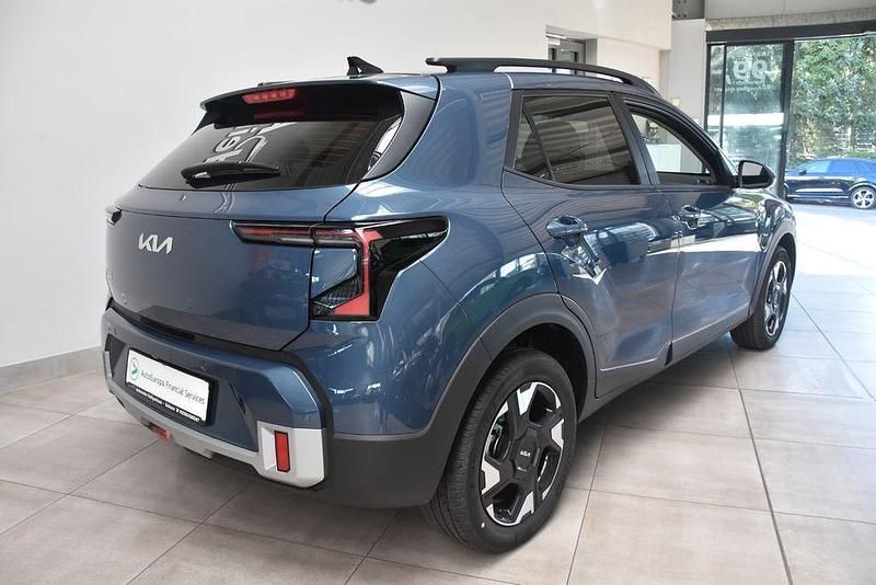Neu Kia Stonic 101 PS (74 kW) 2026 Blau SUV