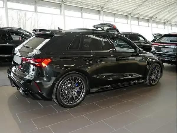 Ny Audi RS3 Ambiente 400 HK (294 kW) 2026 Sort Sedan