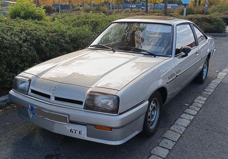 Silber Gebraucht 1980 Opel Manta Coupé | 15.000 € - Bild 1/4