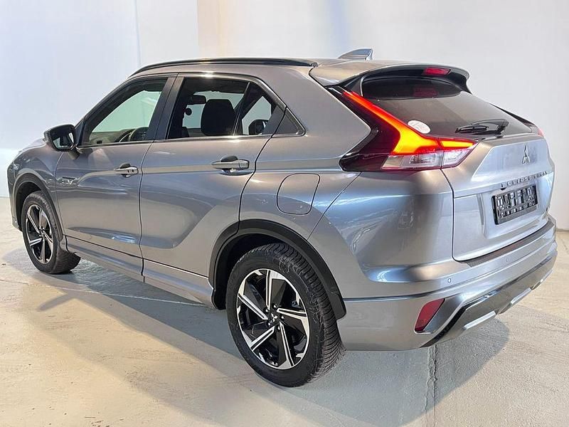 Gebraucht Mitsubishi Eclipse Cross Plus 98 PS (72 kW) 2022 Grau SUV
