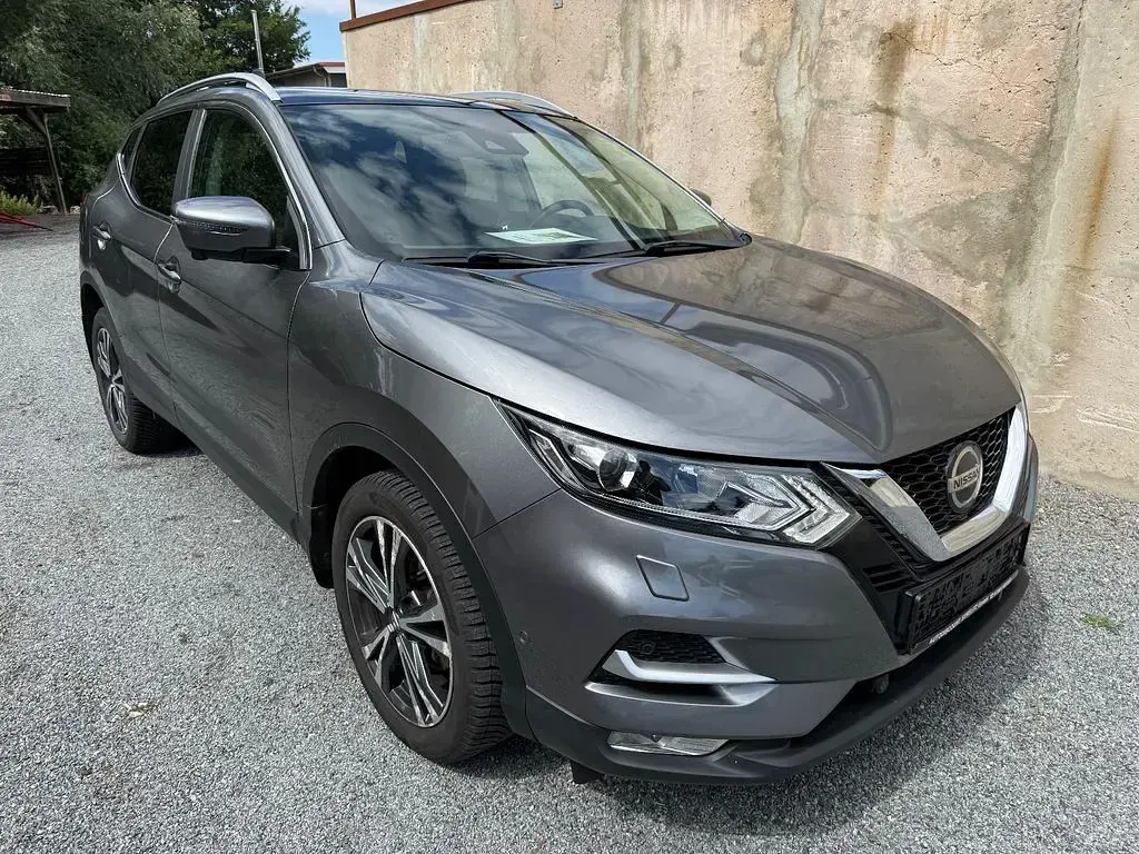Gebraucht Nissan Qashqai N-Connecta 116 PS (85 kW) 2018 Grau SUV