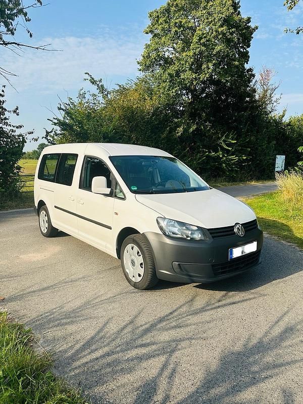 Weiß Gebraucht 2015 VW Caddy Maxi Van / Kleinbus | 10.000 € - Bild 1/4