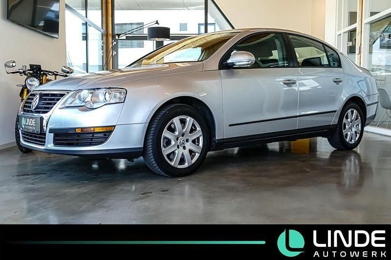 Reflex silver metallic Gebraucht 2007 VW Passat Trendline Limousine | 2.490 € (Guter Preis) - Bild 1/4