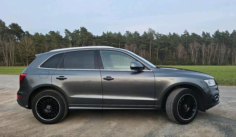 Gebraucht Audi Q5 S-Line 150 PS (110 kW) 2015 Grau SUV