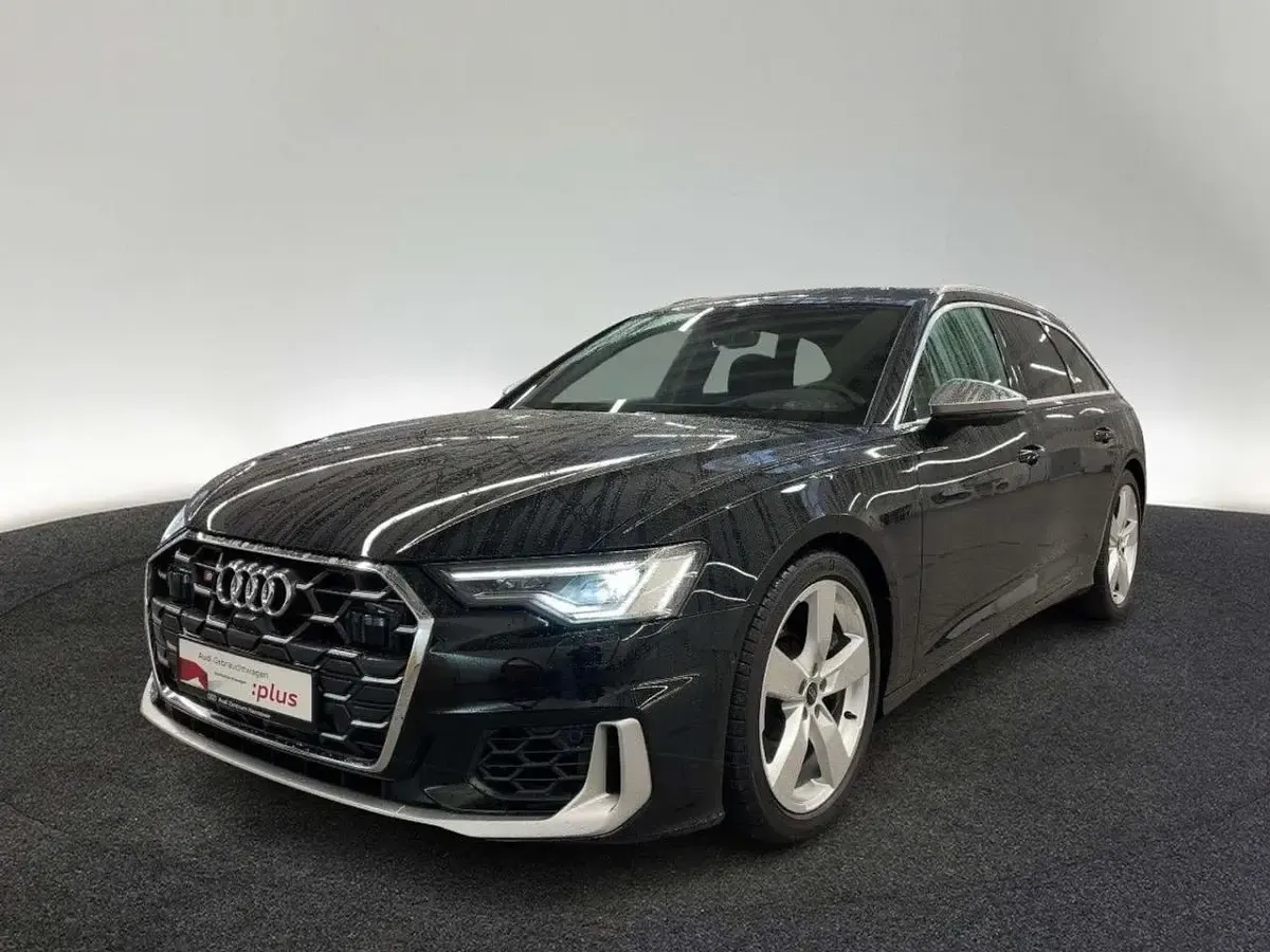 Gebraucht Audi S6 Ambiente 344 PS (253 kW) 2024 0e mythosschwarz metallic Kombi
