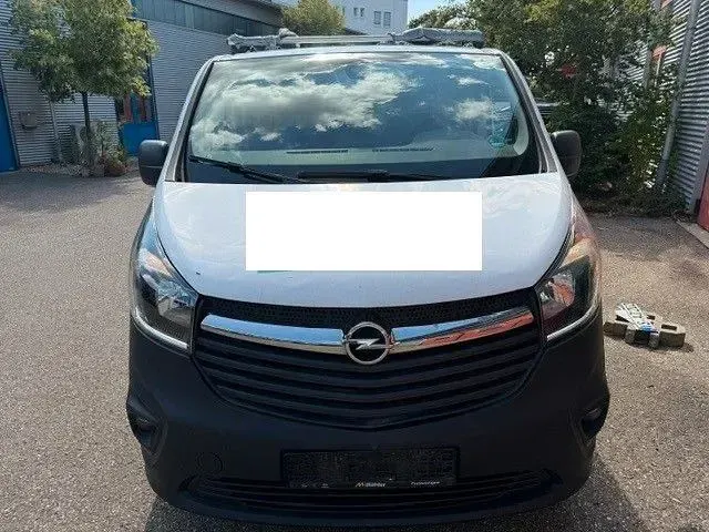 Gebraucht Opel Vivaro-e Combi 125 PS (91 kW) 2019 Weiß Van / Kleinbus