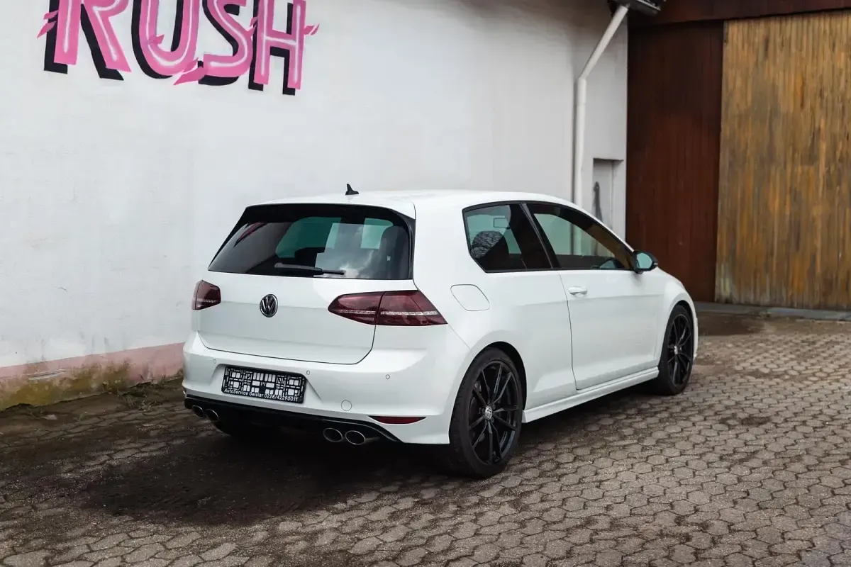 Gebraucht VW Golf VII R 300 PS (220 kW) 2016 Weiß Limousine