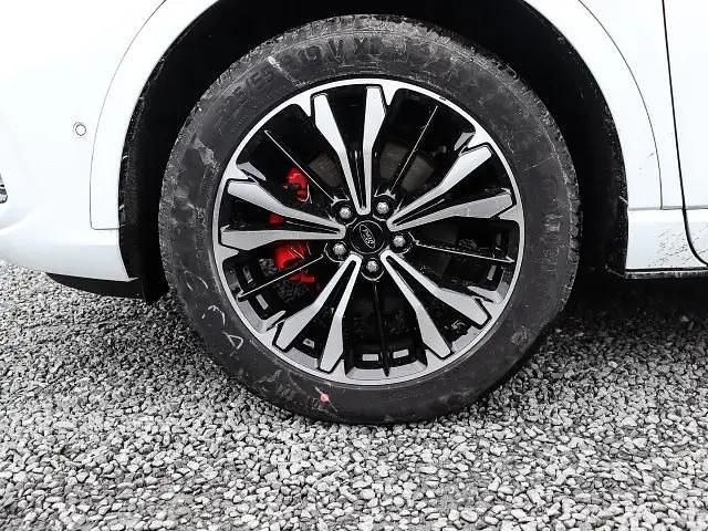 Gebraucht Ford Kuga ST-Line 224 PS (164 kW) 2024 Weiss SUV