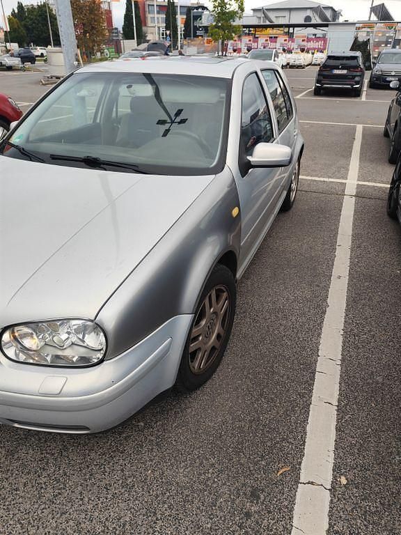 Silber Gebraucht 2000 VW Golf IV Limousine | 550 € (Superpreis) - Bild 1/4