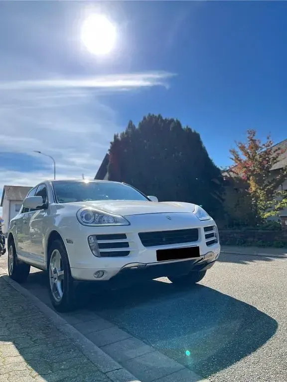 Gebraucht Porsche Cayenne 241 PS (177 kW) 2010 Weiß SUV