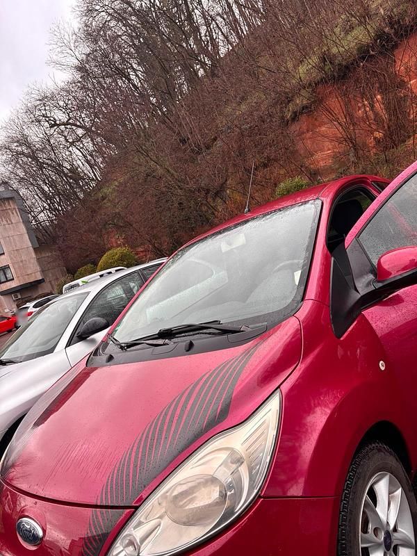 Gebraucht Ford Ka 64 PS (47 kW) 2009 Rot Kleinwagen