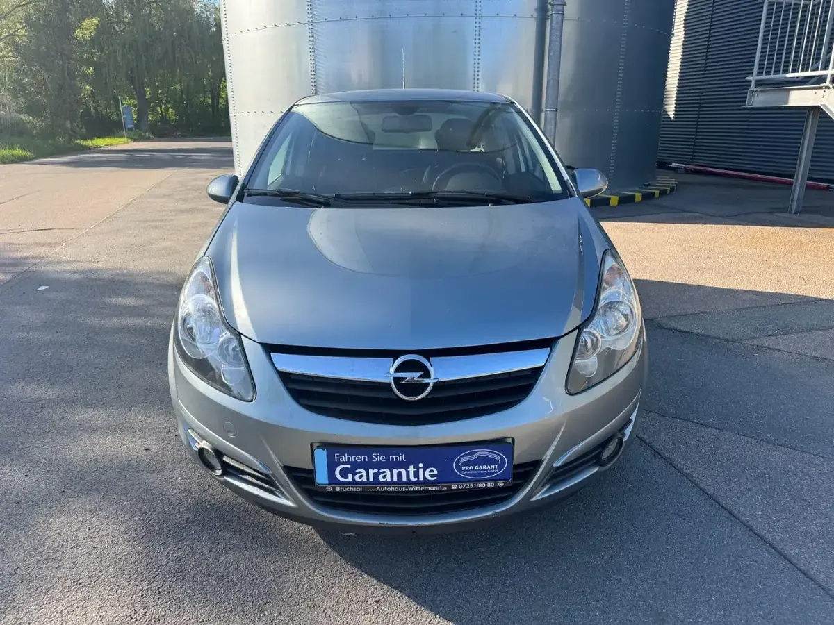 Używany Opel Corsa 87 KM (63 kW) 2010 Szary Hatchback