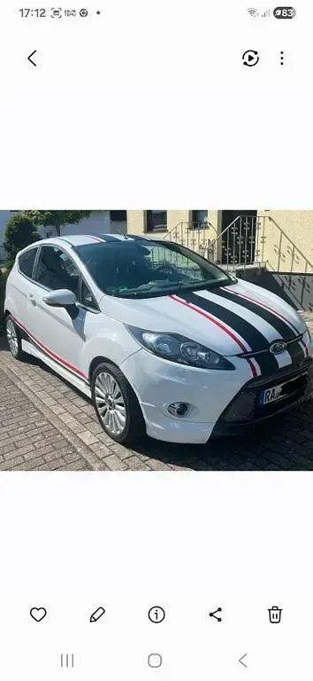 Gebraucht Ford Fiesta Titanium 82 PS (60 kW) 2011 Weiß Kleinwagen