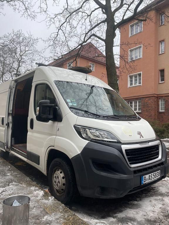 Gebraucht Peugeot Boxer 131 PS (96 kW) 2017 Weiß Van