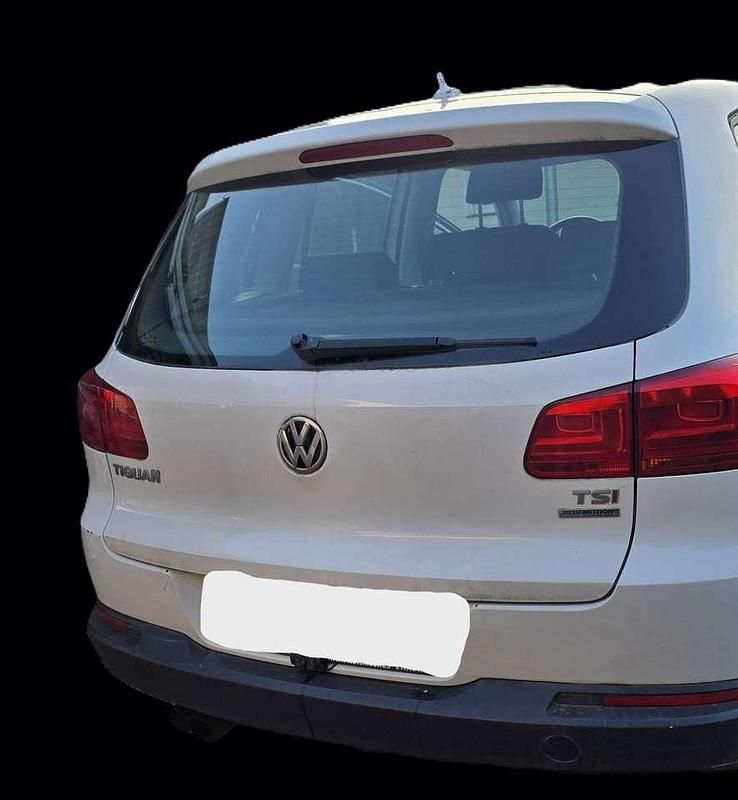 Gebraucht VW Tiguan Trendline 122 PS (89 kW) 2011 Weiß SUV