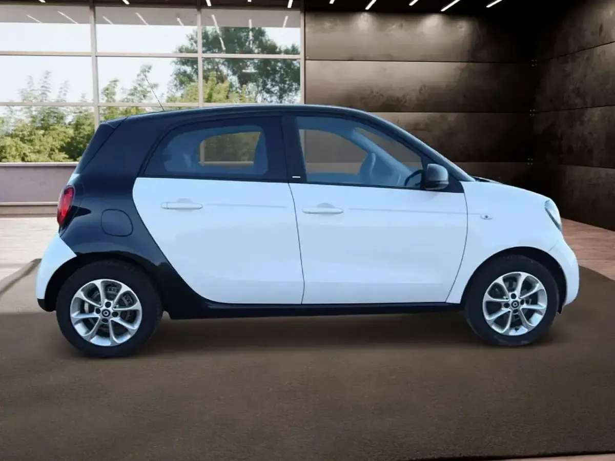 Occasion Smart ForFour Basis 71 PK (52 kW) 2016 Wit Hatchback
