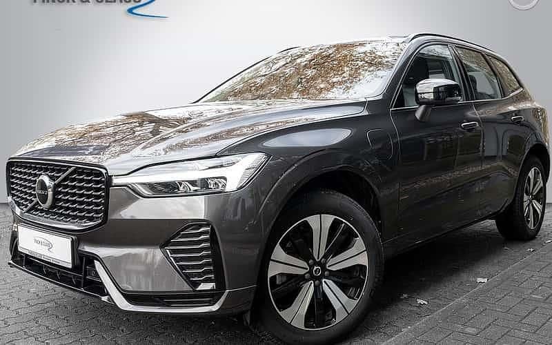 Grau Gebraucht 2022 Volvo XC60 Plus SUV | 39.890 € (Superpreis) - Bild 1/4