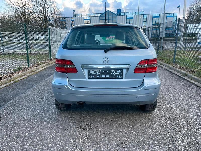 Gebraucht Mercedes B170 116 PS (85 kW) 2005 Blau Van / Kleinbus