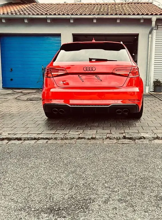 Gebraucht Audi S3 Sport 310 PS (228 kW) 2017 Rot Limousine