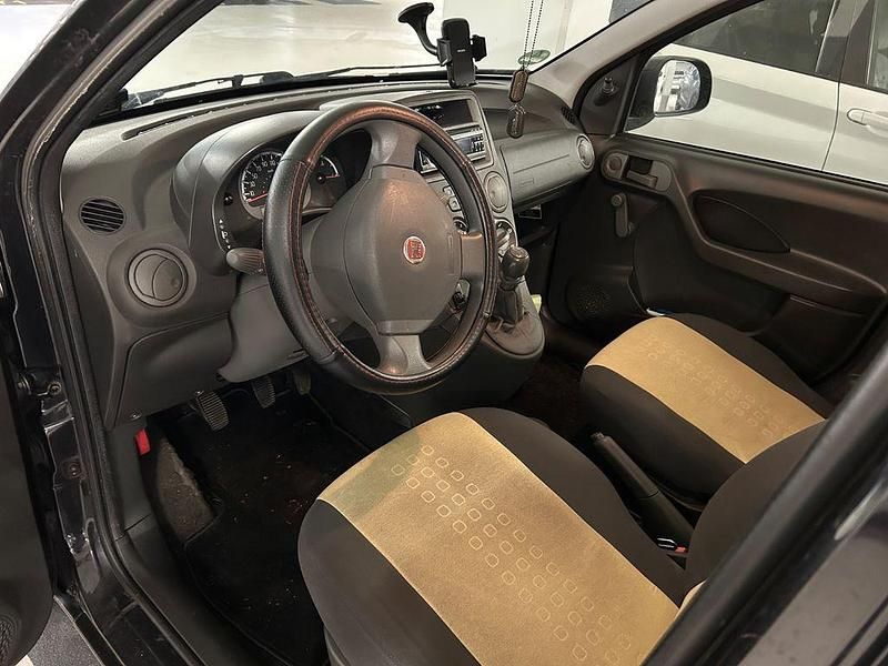 Occasion Fiat Panda 69 ch (50 kW) 2011 Noir Citadine