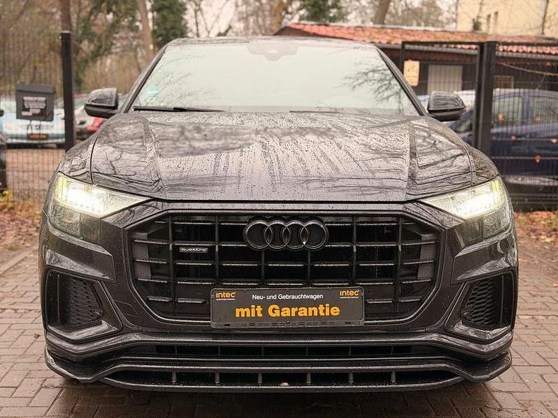 Schwarz Gebraucht 2020 Audi Q8 S-Line SUV | 41.899 € (Superpreis) - Bild 1/4