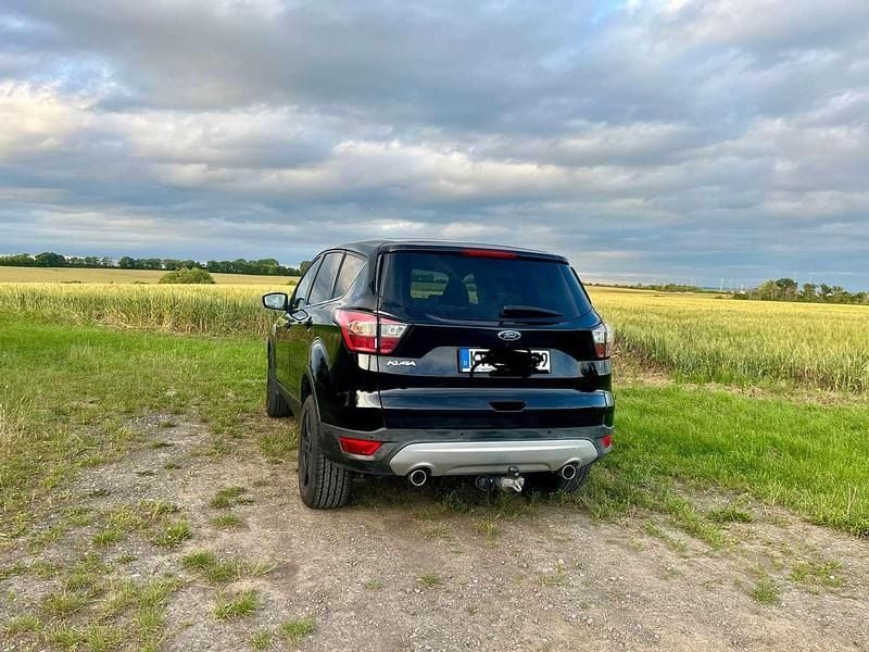 Gebraucht Ford Kuga Titanium 150 PS (110 kW) 2018 SUV