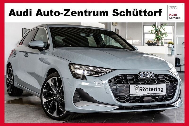 Grau Gebraucht 2024 Audi A3 S-Line Limousine | 40.900 € - Bild 1/4