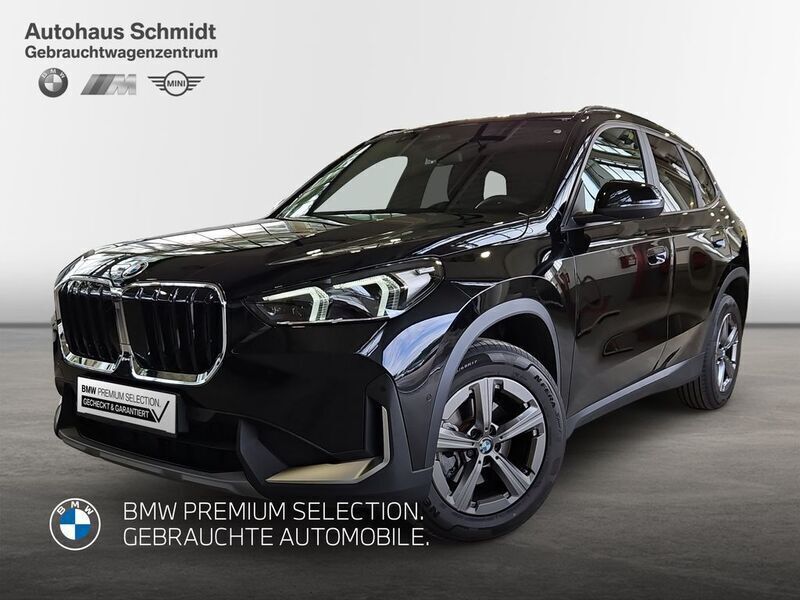 Schwarz Gebraucht 2024 BMW X1 Efficient Dynamics SUV | 37.330 € (Superpreis) - Bild 1/4