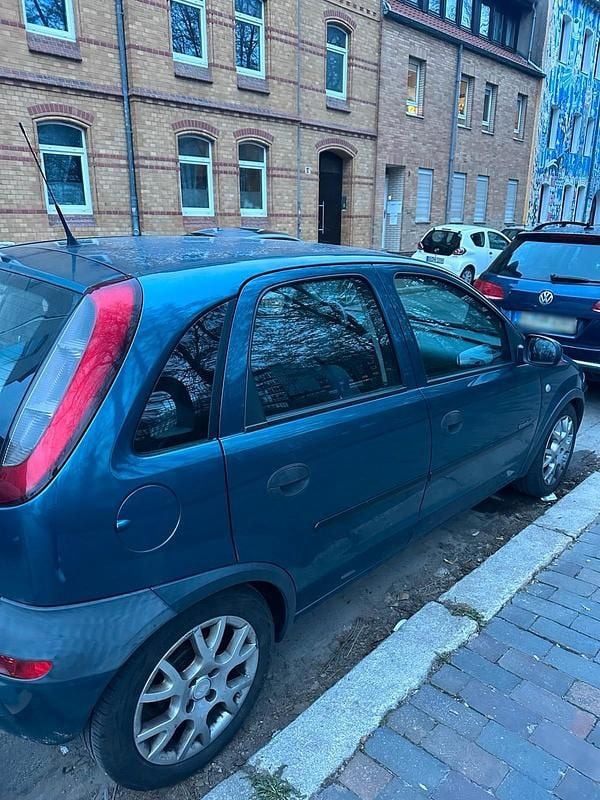 Gebraucht Opel Corsa 58 PS (42 kW) 2001 Blau Kleinwagen