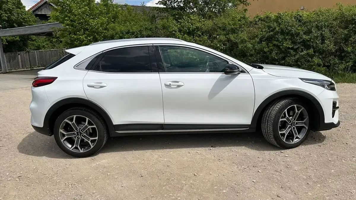 Używany Kia XCeed Platinum Edition 204 KM (150 kW) 2021 Biały SUV