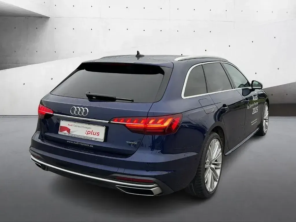Usata Audi A4 Advanced Plus 204 CV (150 kW) 2023 Blu Station wagon