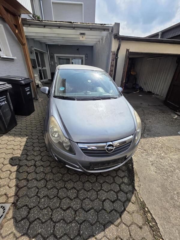 Silber Gebraucht 2009 Opel Corsa Kleinwagen | 550 € (Superpreis) - Bild 1/4