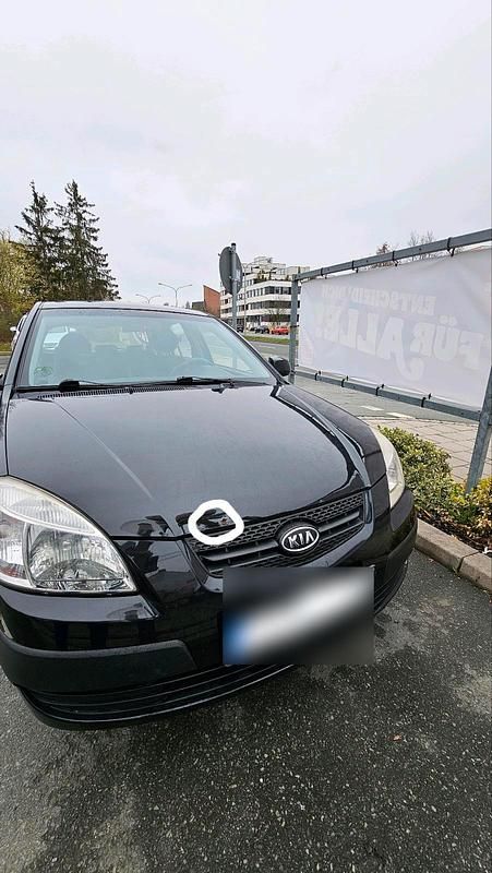 Second-hand Kia Rio 2006 Negru Hatchback