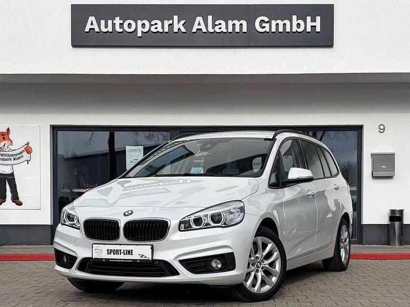 Gebraucht BMW 220 Advantage 190 PS (139 kW) 2016 Weiß Van / Kleinbus