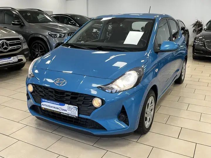 Schwarz Gebraucht 2021 Hyundai i10 Edition 30+ Kleinwagen | 12.490 € (Guter Preis) - Bild 1/3
