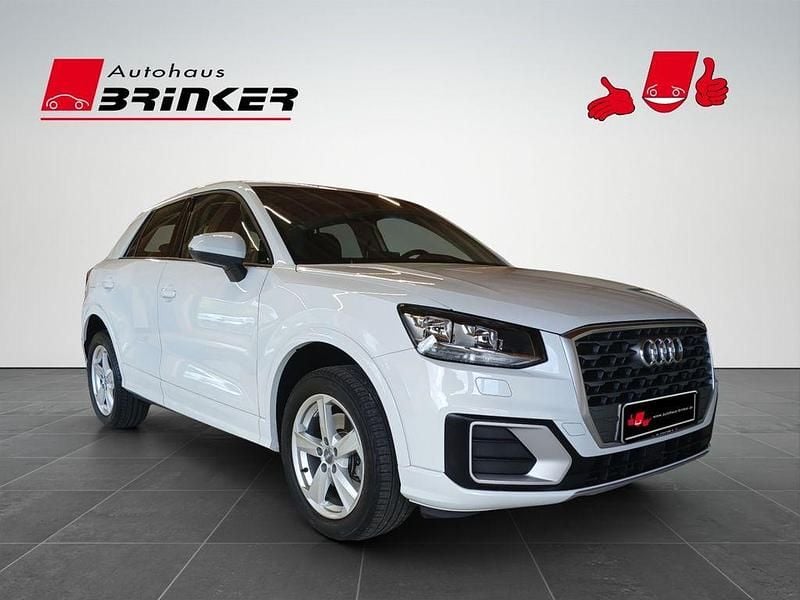 Weiss Gebraucht 2018 Audi Q2 Sport SUV | 18.430 € (Fairer Preis) - Bild 1/4