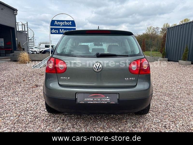 Gebraucht VW Golf V Comfortline 116 PS (85 kW) 2003 Grün Kleinwagen