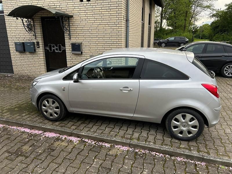 Gebraucht Opel Corsa 2010 Silber Kleinwagen