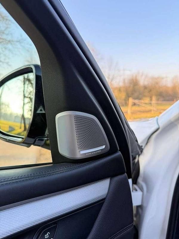 Gebraucht BMW X6 M50 381 PS (280 kW) 2019 Weiß SUV