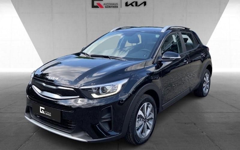 Schwarz Neu 2025 Kia Stonic Vision SUV | 23.990 € (Fairer Preis) - Bild 1/4