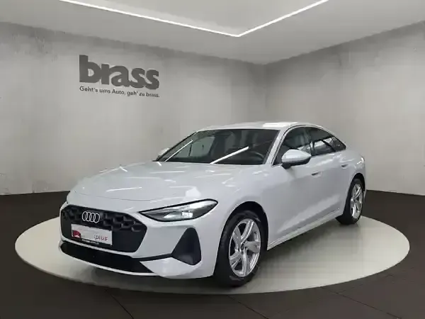 Gebraucht Audi A5 Basis 204 PS (150 kW) 2025 Gletscherweiß metallic Limousine